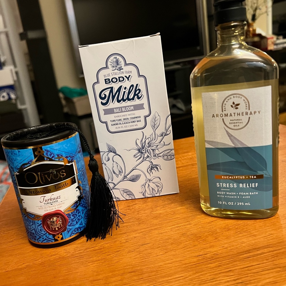 Bath and skin care bundle